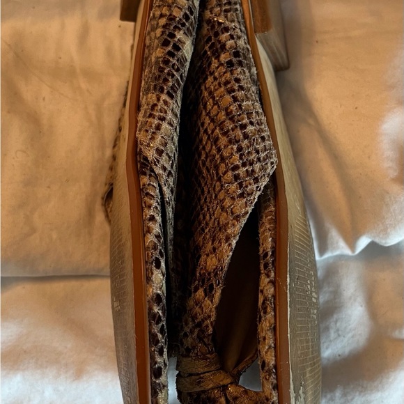 Micheal Kors flip flops sandals 8.5B - Picture 3 of 5